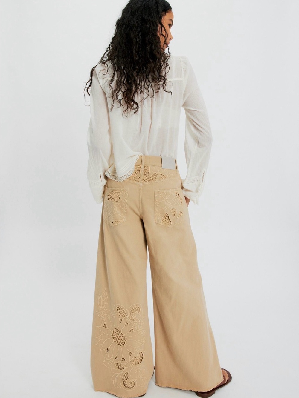 Free People Cut To The Chase Flare Jeans We The Free Embroider Cutwork Lace Tan - Picture 4 of 7